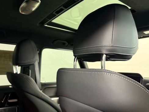 Used 2025 Mercedes-Benz G 550 image 26