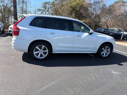 Certified 2023 Volvo XC90 B5 Core image 16
