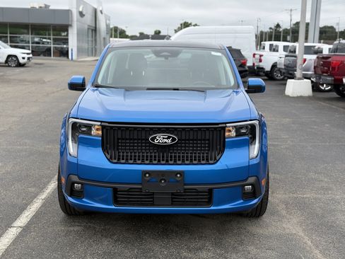 New 2025 Ford Maverick Lobo image 7