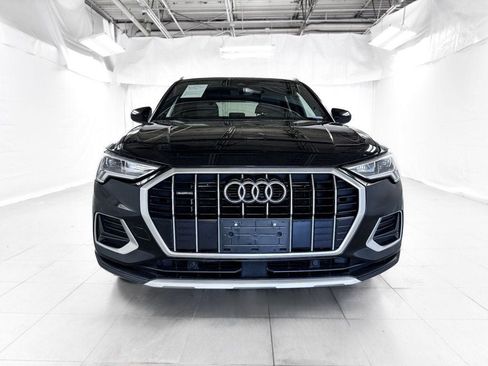 Used 2021 Audi Q3 2.0T Premium Plus AWD/4WD image 2