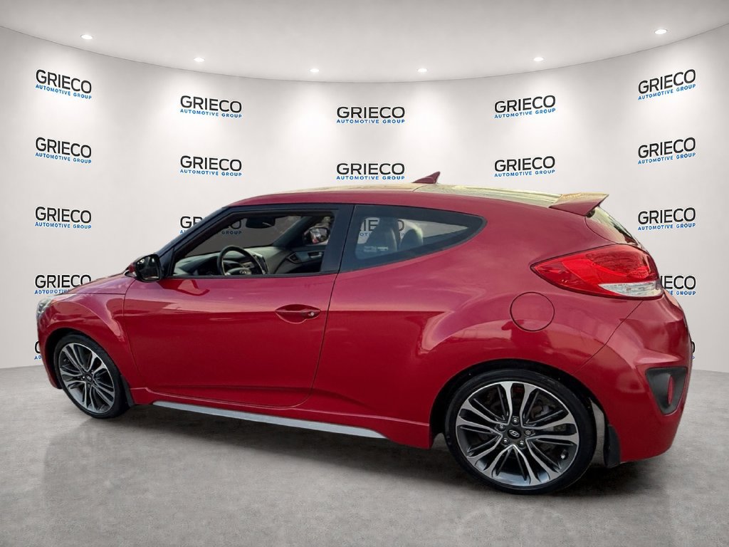 Used 2016 Hyundai Veloster Turbo FWD image 5