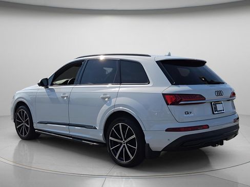 Used 2021 Audi Q7 3.0T Premium Plus w/ Premium Plus Package AWD/4WD image 6