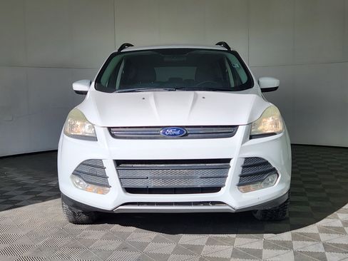 Used 2015 Ford Escape SE w/ Equipment Group 201A image 2