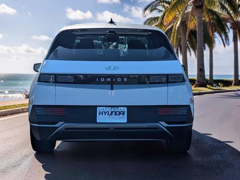 Certified 2024 Hyundai Ioniq 5 SEL RWD image 6