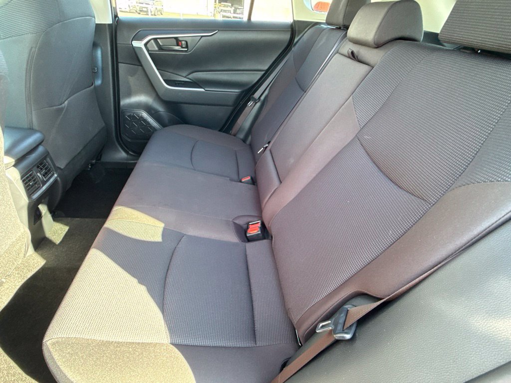 Certified 2025 Toyota RAV4 LE FWD image 30
