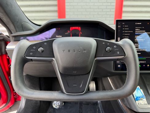 Used 2022 Tesla Model S AWD/4WD image 19