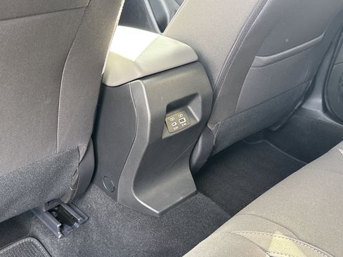 Used 2026 Subaru Crosstrek 2.0i Premium image 35