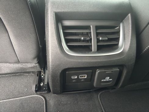 New 2026 Chevrolet Blazer LT w/ Sound & Technology Package AWD/4WD image 30