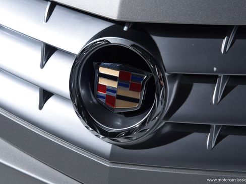 Used 2006 Cadillac XLR image 21