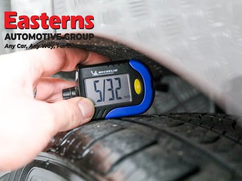 Used 2023 Toyota Camry SE image 24