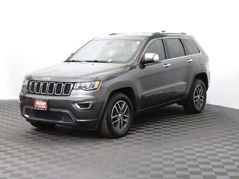 Used 2018 Jeep Grand Cherokee Limited AWD/4WD image 3
