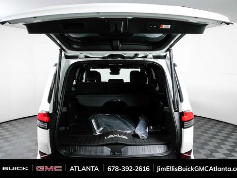 Used 2025 Lexus GX 550 w/ Accessory Package (2T) AWD/4WD image 31