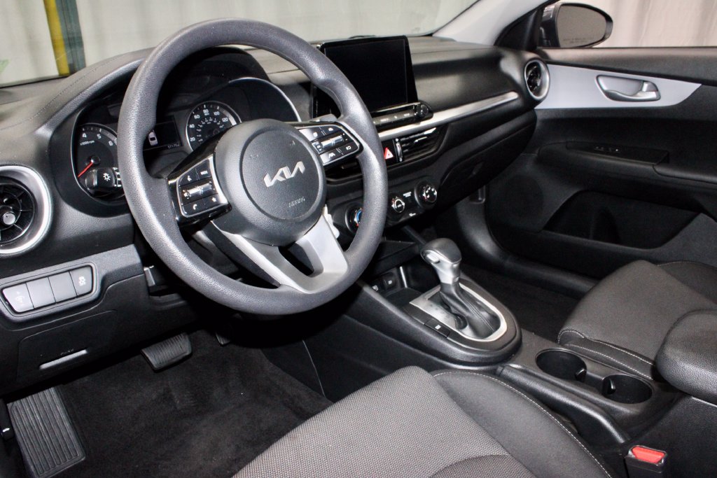 Used 2024 Kia Forte LXS FWD image 24