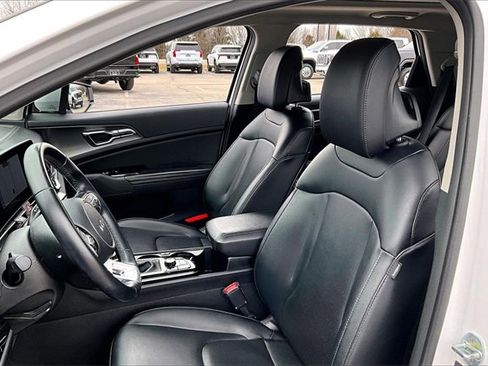 Used 2023 Kia Sportage SX image 21
