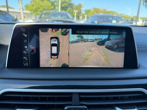 Used 2017 BMW 740i xDrive AWD/4WD image 13