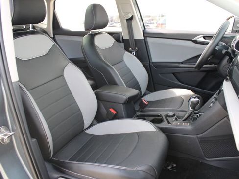 Certified 2023 Volkswagen Taos SEL AWD/4WD image 27