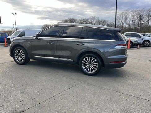 Used 2020 Lincoln Aviator Reserve w/ Equipment Group 201A image 6