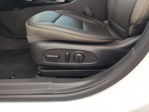 Used 2024 Chevrolet Trax ACTIV w/ Driver Confidence Package FWD image 13