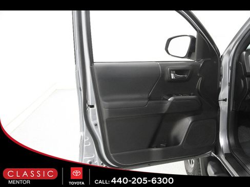 Certified 2023 Toyota Tacoma TRD Sport AWD/4WD image 4