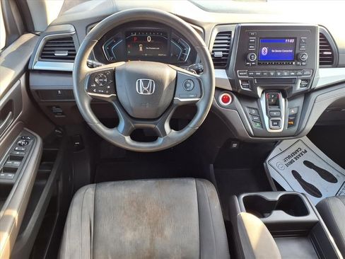 Used 2020 Honda Odyssey LX image 3