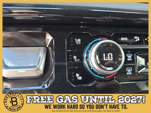 New 2026 GMC Sierra 2500 AT4 w/ Technology Package AWD/4WD image 22