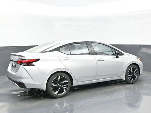 New 2025 Nissan Versa SR w/ Trunk Package image 6