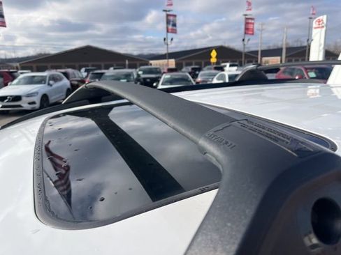 Used 2021 Toyota RAV4 XLE image 23