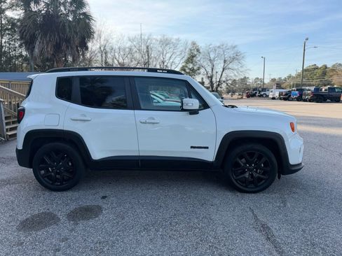 Used 2019 Jeep Renegade Altitude w/ Quick Order Package 2XM image 7