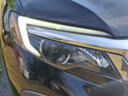 Used 2021 Honda Pilot EX-L image 9
