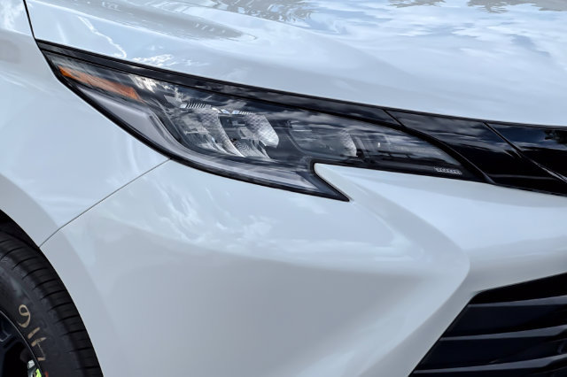 New 2026 Toyota Sienna XLE Woodland Edition AWD/4WD image 27