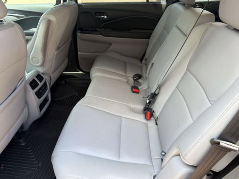 Used 2022 Honda Pilot Special Edition image 21