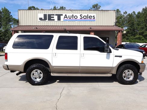 Used 2004 Ford Excursion Eddie Bauer AWD/4WD image 10