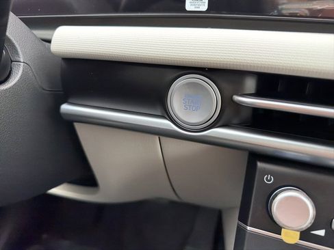 New 2026 Hyundai Tucson SE image 33