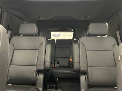 Used 2021 Chevrolet Tahoe Z71 w/ Luxury Package AWD/4WD image 21