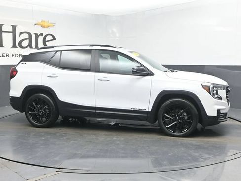 Used 2023 GMC Terrain SLE w/ Driver Convenience Package FWD image 49