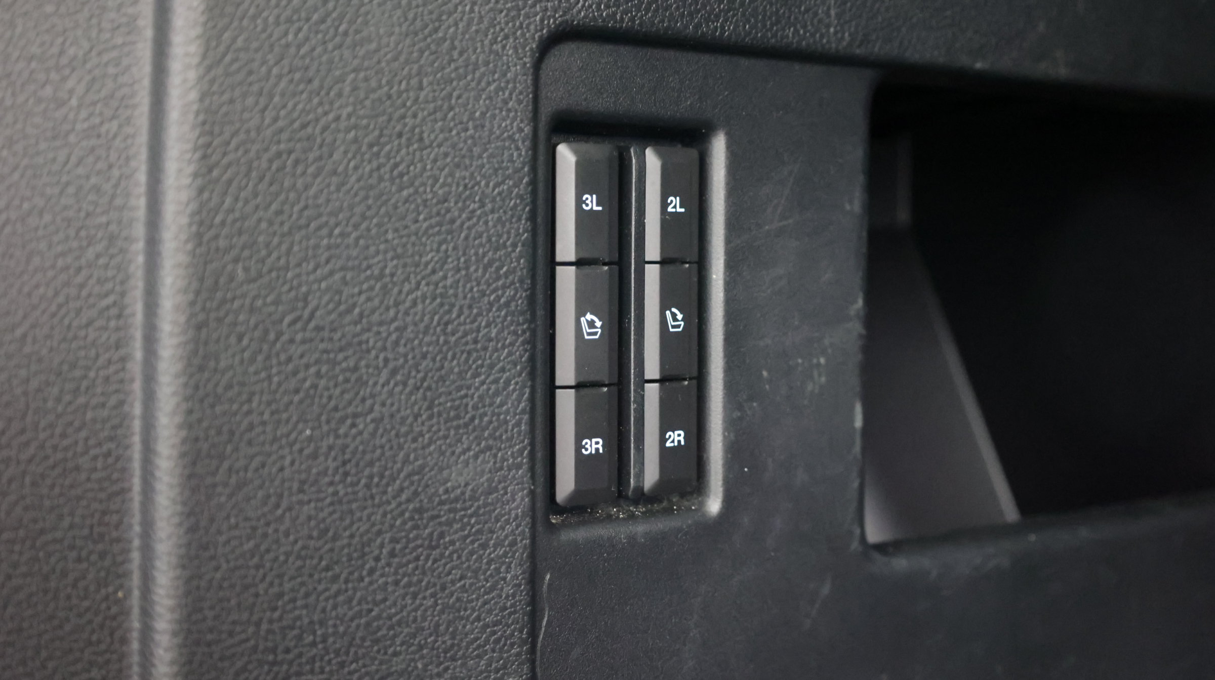 Used 2021 Ford Expedition XLT AWD/4WD image 39