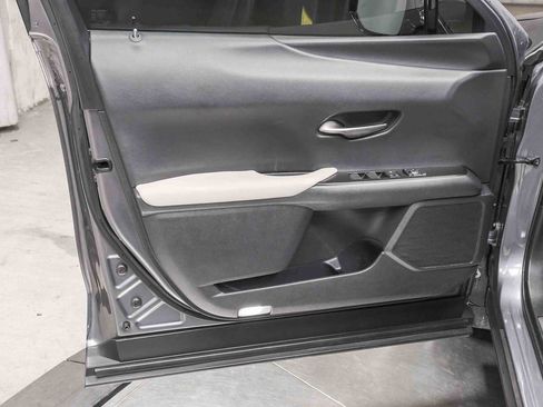 Used 2020 Lexus UX 200 w/ Accessory Package 2 FWD image 25