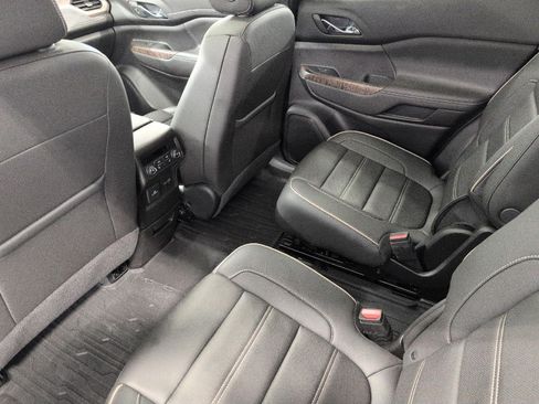Used 2023 GMC Acadia Denali w/ Denali Ultimate Package AWD/4WD image 22