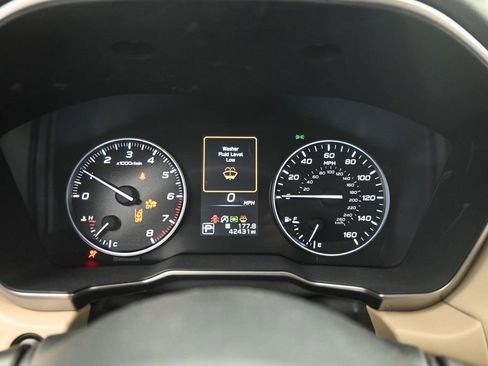 Used 2022 Subaru Outback Limited AWD/4WD image 19