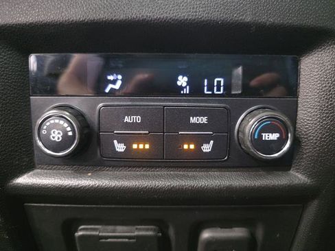 Used 2019 Chevrolet Traverse Premier w/ Redline Edition AWD/4WD image 30