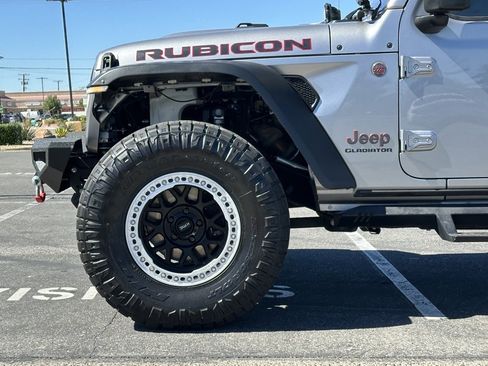 Used 2020 Jeep Gladiator Rubicon image 10