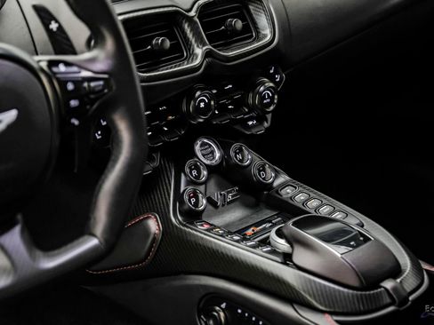 Used 2023 Aston Martin V12 Vantage RWD image 62