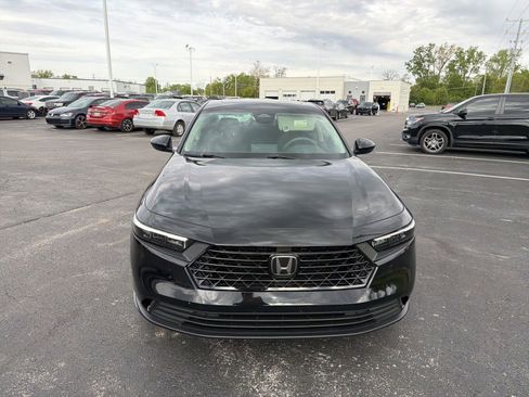 Used 2024 Honda Accord EX image 11
