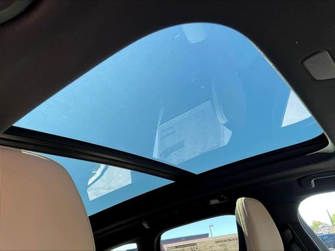 New 2026 Volvo XC60 B5 Plus w/ Climate Package image 29