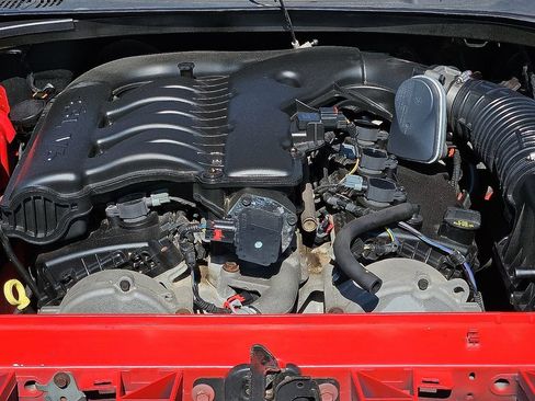 Used 2010 Dodge Charger SXT RWD image 9