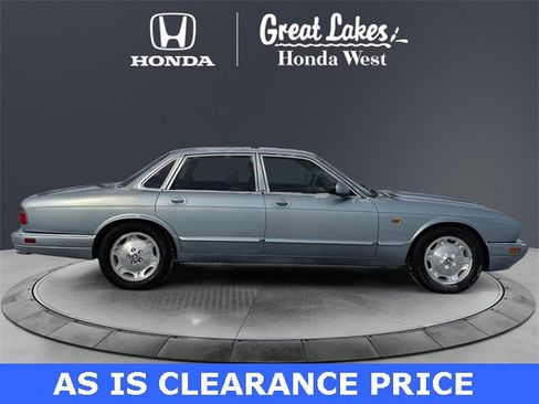 Used 1997 Jaguar XJ6 image 6
