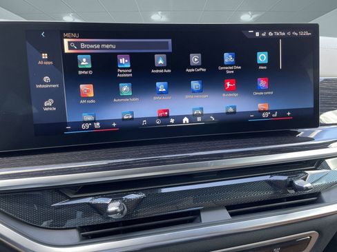 Used 2026 BMW X5 sDrive40i w/ M Sport Package image 22