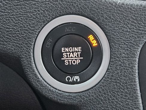 Used 2023 Dodge Charger R/T w/ Blacktop Package image 22