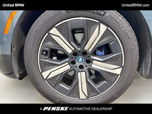 Used 2024 BMW iX xDrive50 w/ Sport Package AWD/4WD image 2