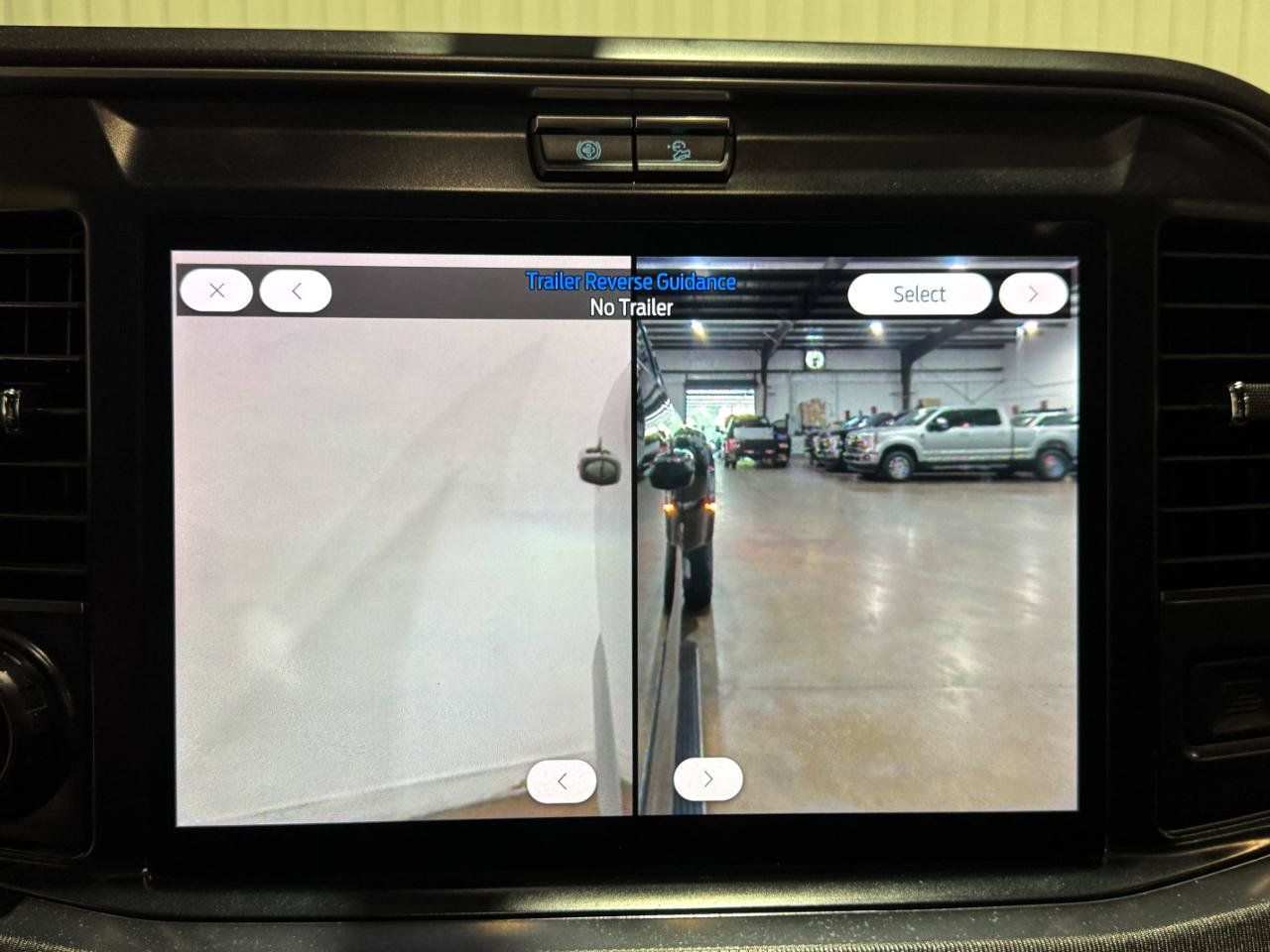 Used 2025 Ford F450 Platinum w/ FX4 Off-Road Package AWD/4WD image 29